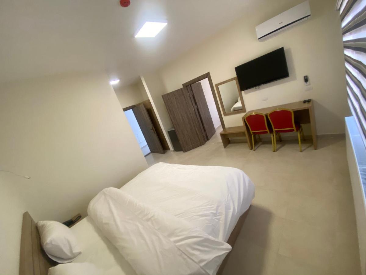 Al-Mujeb Hotel Karak Exterior photo